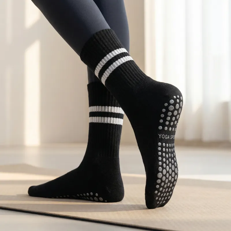 grip socks, pilates socks, yoga socks, non slip socks